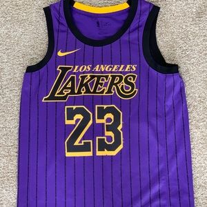 LeBron Lakers Jersey  💜💛💜💛💜💛
